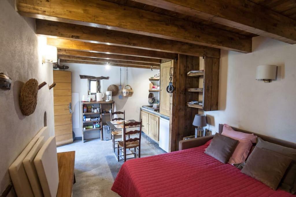 Les Bergeries "Le Figuier" Hotel Omessa Buitenkant foto