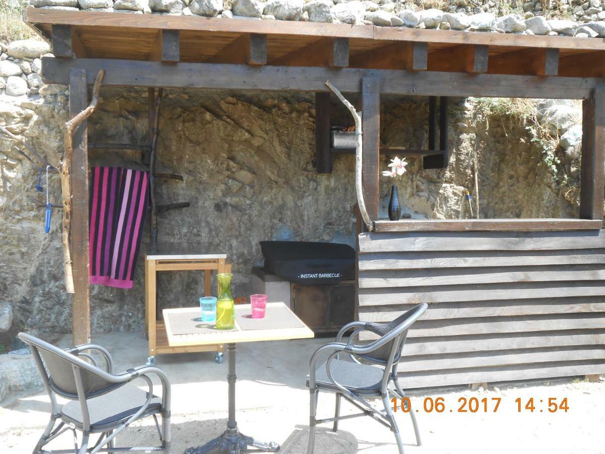 Les Bergeries "Le Figuier" Hotel Omessa Buitenkant foto