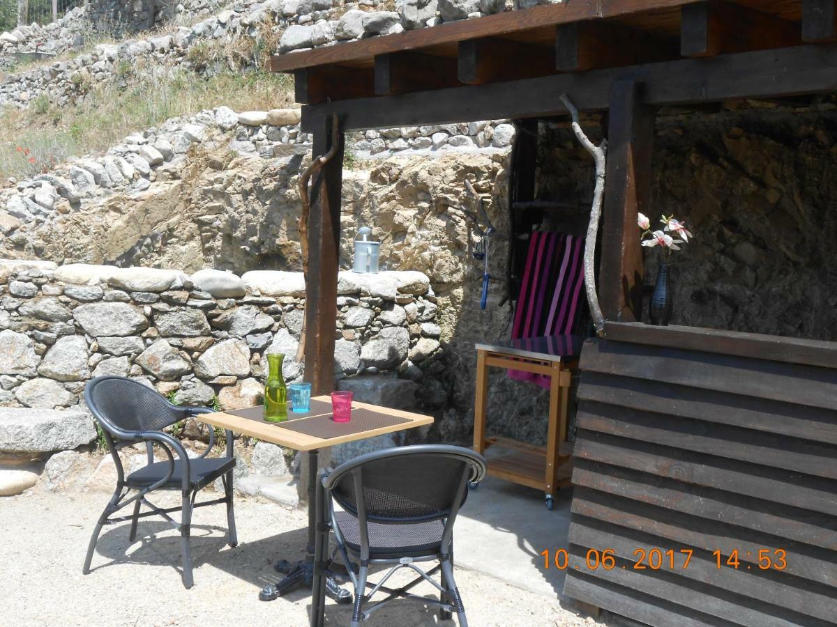 Les Bergeries "Le Figuier" Hotel Omessa Buitenkant foto