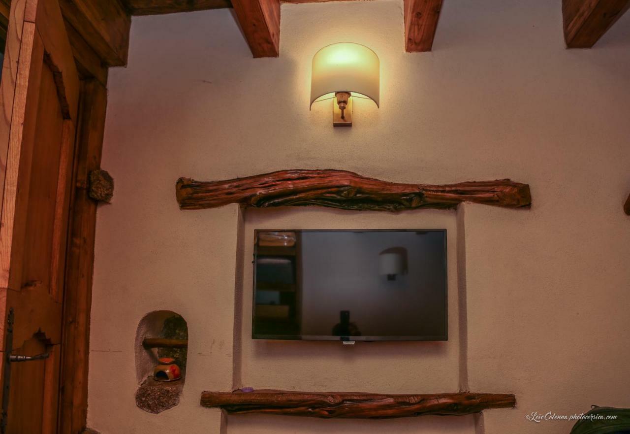 Les Bergeries "Le Figuier" Hotel Omessa Buitenkant foto